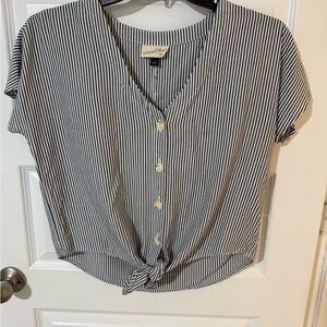 Universal Thread Blue and White Striped Button-Front Tie Hem Top